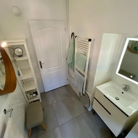 Апартаменты Jardin Piscine Proche Centre-ville 10 Mn Des Plages